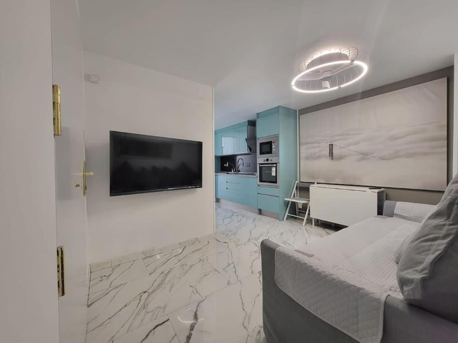 Las Canteras New 2 Bedrooms Flat At The Beach Parking Optional Las Palmas de Gran Canaria Eksteriør billede
