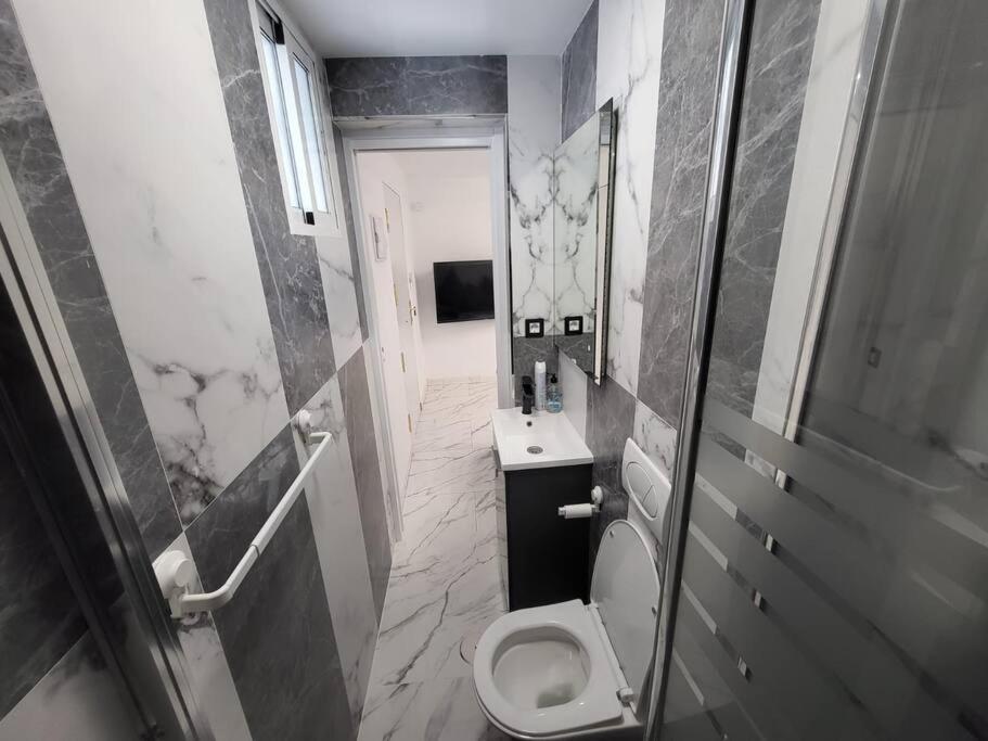 Las Canteras New 2 Bedrooms Flat At The Beach Parking Optional Las Palmas de Gran Canaria Eksteriør billede
