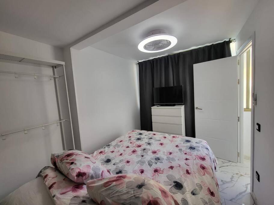 Las Canteras New 2 Bedrooms Flat At The Beach Parking Optional Las Palmas de Gran Canaria Eksteriør billede