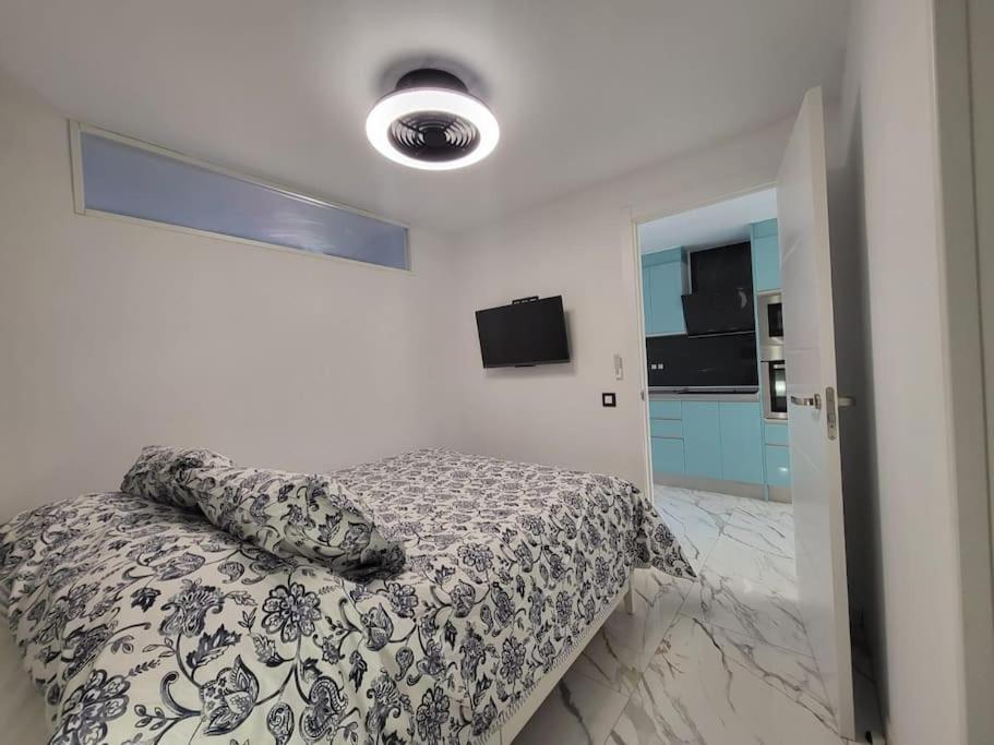 Las Canteras New 2 Bedrooms Flat At The Beach Parking Optional Las Palmas de Gran Canaria Eksteriør billede
