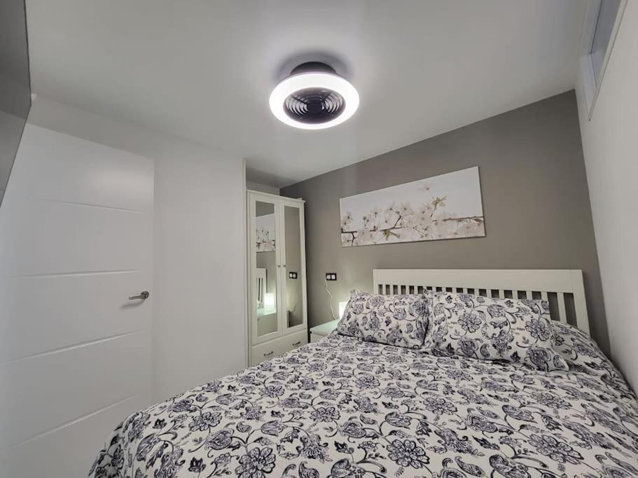 Las Canteras New 2 Bedrooms Flat At The Beach Parking Optional Las Palmas de Gran Canaria Eksteriør billede
